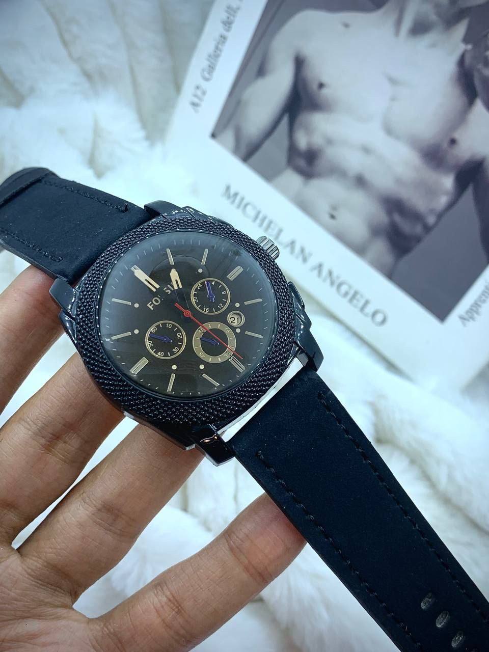 Watch FOSSIL slide 2