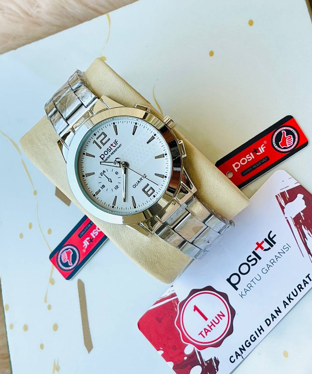 Watch Positif slide 3